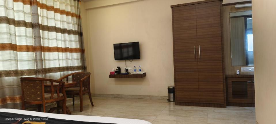 Hotel Kushala Executive Inn Thane Rum bild