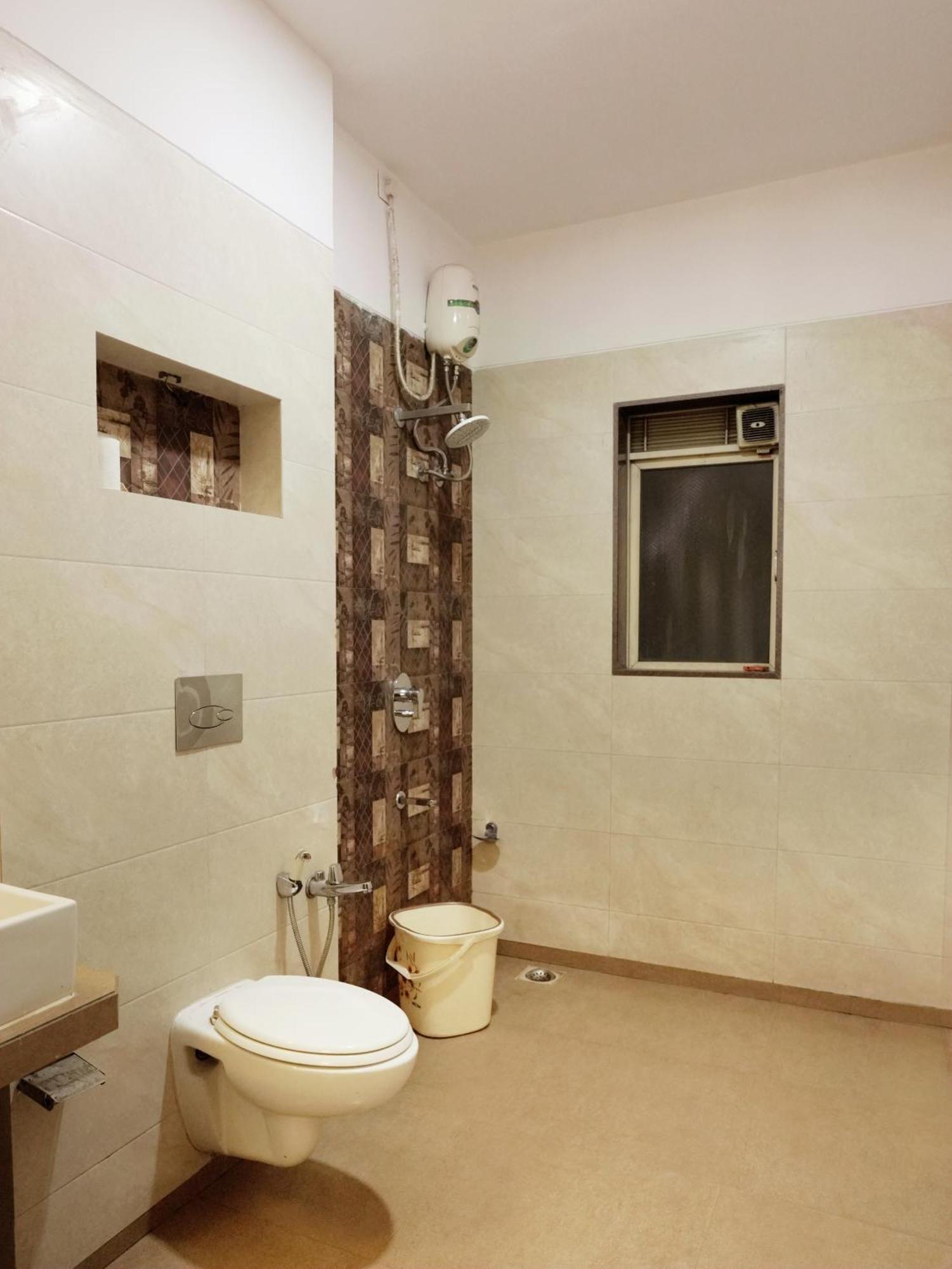 Hotel Kushala Executive Inn Thane Exteriör bild